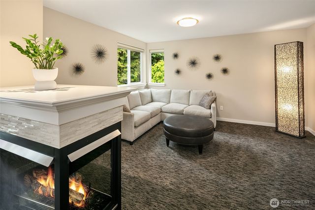 16568 NE 119th Way, Redmond, WA 98052