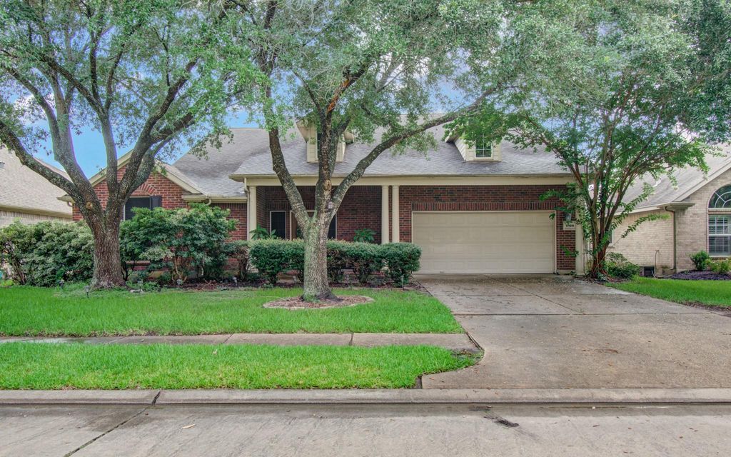 17611 Emerald Garden Lane, Houston, TX 77084
