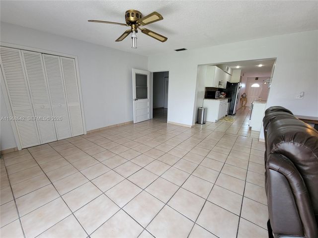 2054 SW 102nd Ct, Miami, FL 33165