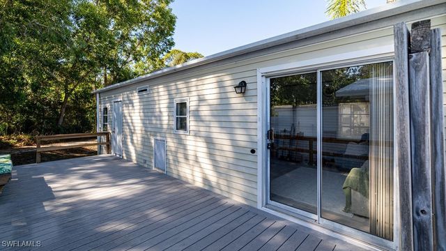 8516 Pepperwood DR, Estero, FL 33928