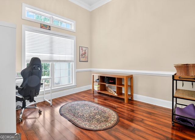 220 Farr Lake Drive, Tyrone, GA 30290