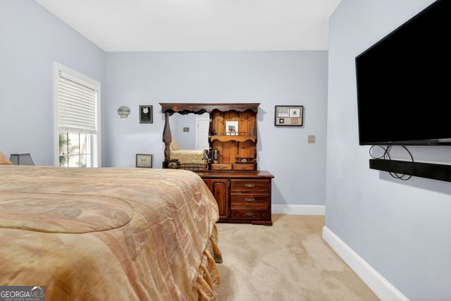 220 Farr Lake Drive, Tyrone, GA 30290