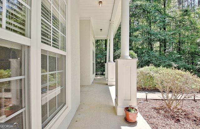 220 Farr Lake Drive, Tyrone, GA 30290