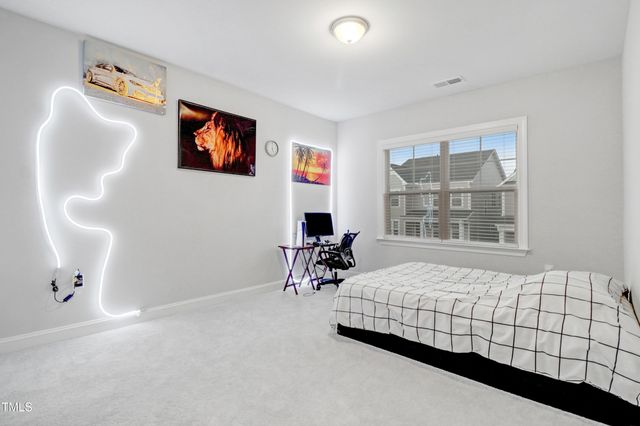 333 Natsam Woods Way, Wake Forest, NC 27587