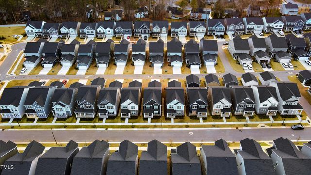 333 Natsam Woods Way, Wake Forest, NC 27587