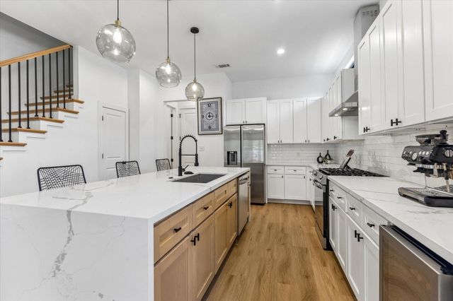 4008 Chapman Street, Houston, TX 77009