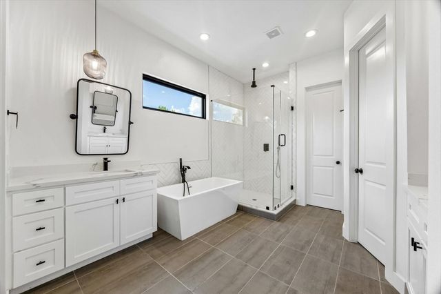 4008 Chapman Street, Houston, TX 77009