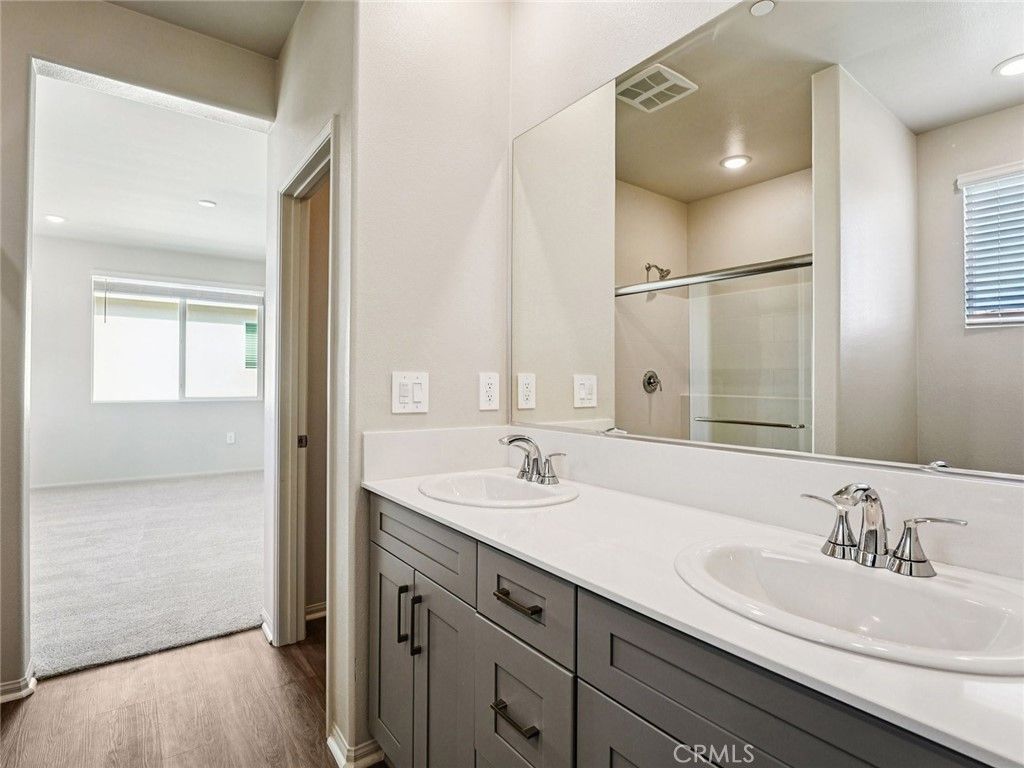 Image 19 of property listing at 31227 Mineral Way, Winchester, CA 92596