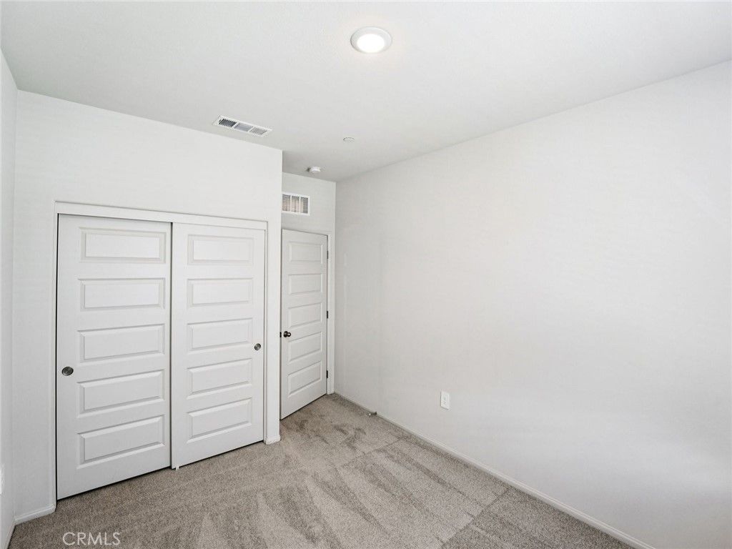 Image 6 of property listing at 31227 Mineral Way, Winchester, CA 92596