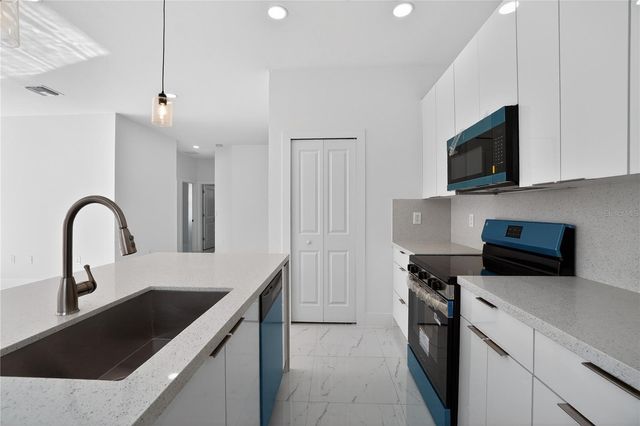 336 SUNSET ROAD, Rotonda West, FL 33947