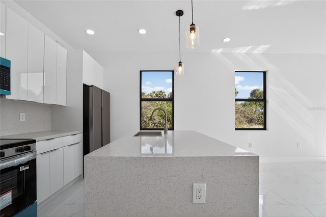 336 SUNSET ROAD, Rotonda West, FL 33947