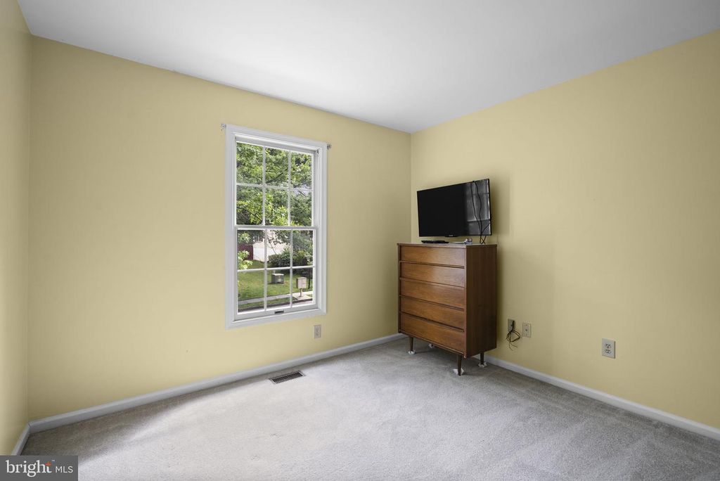 Image 26 of property listing at 8710 BIRKENHEAD CT, Laurel, MD 20723