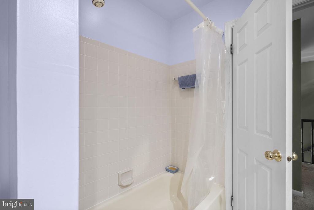Image 29 of property listing at 8710 BIRKENHEAD CT, Laurel, MD 20723