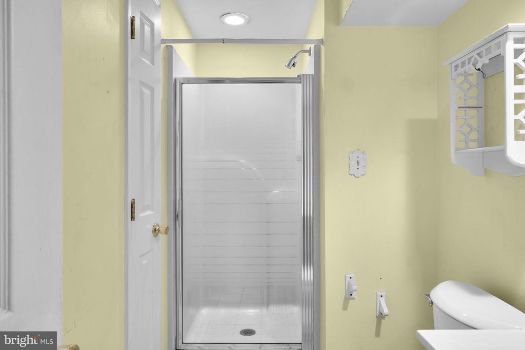 Image 35 of property listing at 8710 BIRKENHEAD CT, Laurel, MD 20723