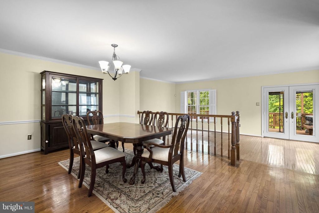 Image 8 of property listing at 8710 BIRKENHEAD CT, Laurel, MD 20723
