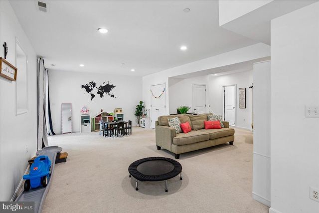 9244 OLD HARFORD RD, Baltimore, MD 21234