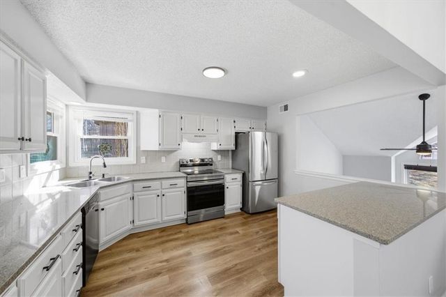 15749 Horton Street, Overland Park, KS 66223