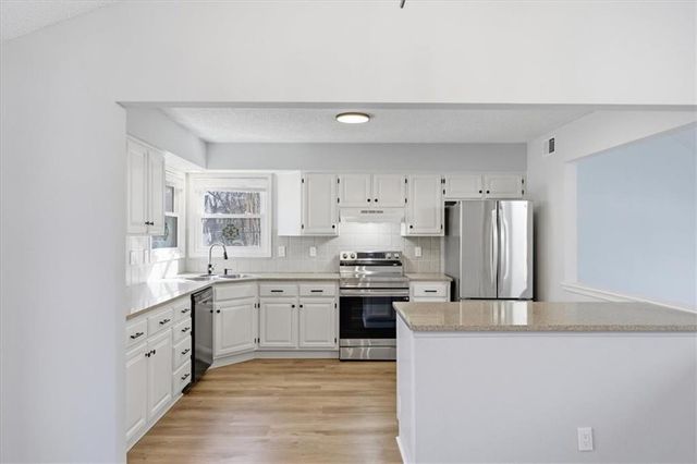 15749 Horton Street, Overland Park, KS 66223