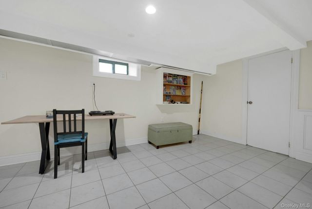 56 Stephenson Boulevard, New Rochelle, NY 10801