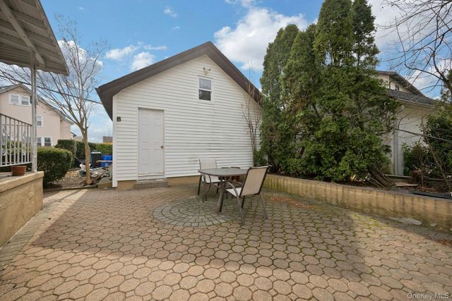 56 Stephenson Boulevard, New Rochelle, NY 10801