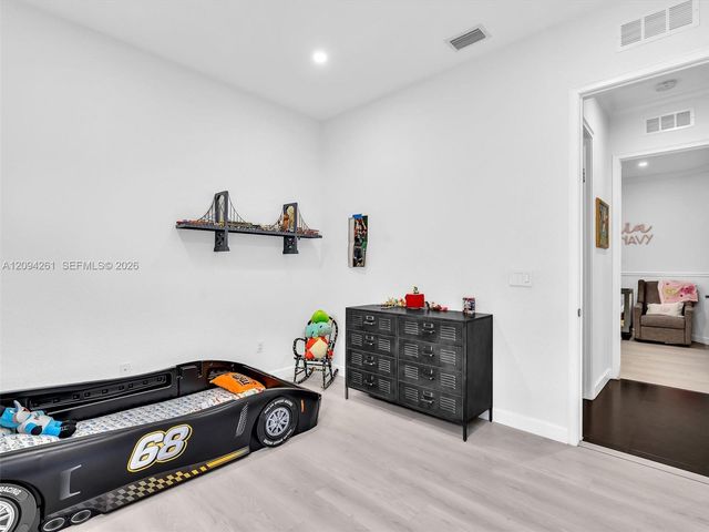 3557 NW 87th Avenue, Hollywood, FL 33024