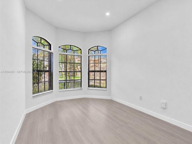 3557 NW 87th Avenue, Hollywood, FL 33024