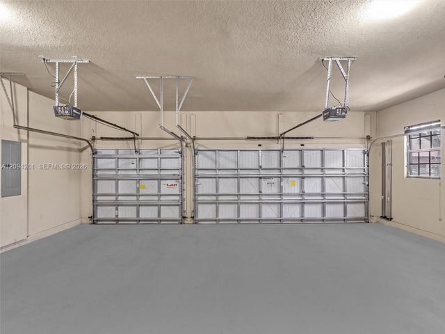 3557 NW 87th Avenue, Hollywood, FL 33024