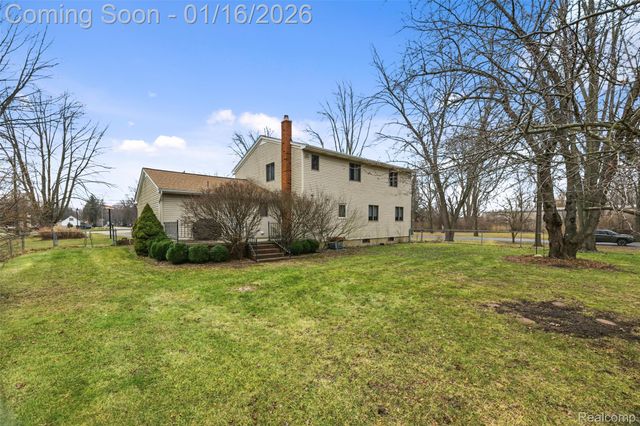 21650 Telegraph Road, Brownstown Charter Township, MI 48174