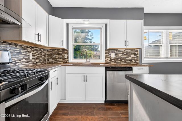 3605 Willowwood Ct, Jeffersontown, KY 40299