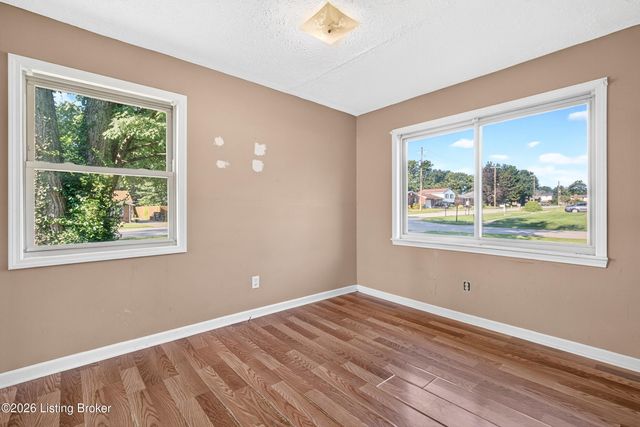 3605 Willowwood Ct, Jeffersontown, KY 40299