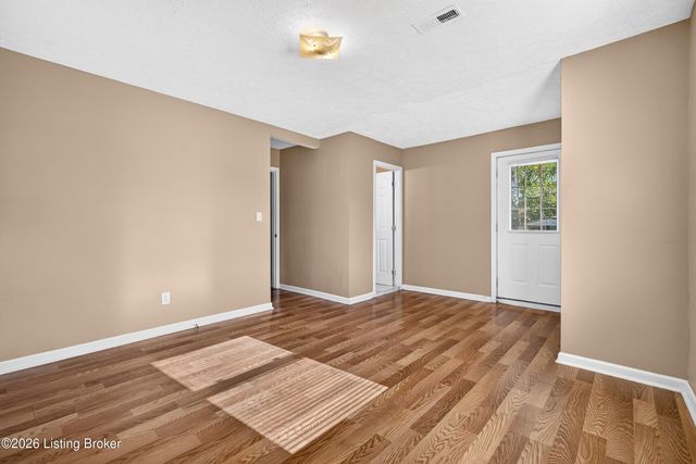 3605 Willowwood Ct, Jeffersontown, KY 40299