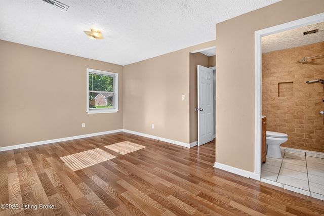 3605 Willowwood Ct, Jeffersontown, KY 40299