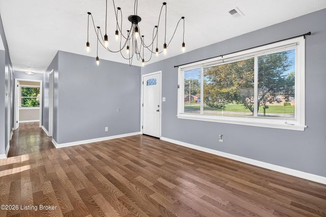3605 Willowwood Ct, Jeffersontown, KY 40299