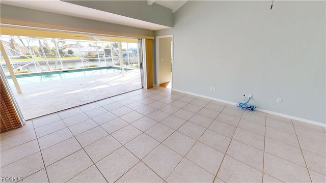 1115 Lucia DR, Punta Gorda, FL 33950