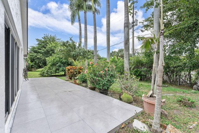 9180 Pine Springs Drive, Boca Raton, FL 33428