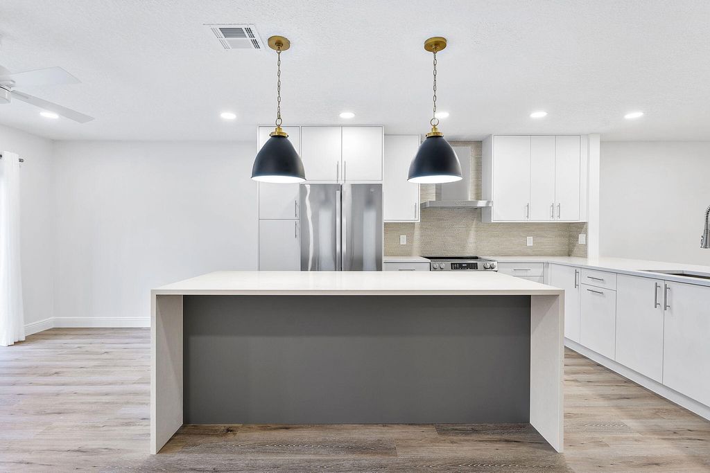 9180 Pine Springs Drive, Boca Raton, FL 33428