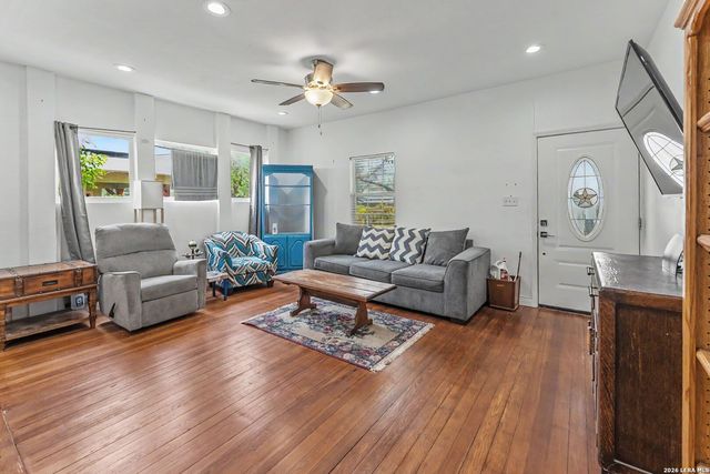 214 Fairview, San Antonio, TX 78223