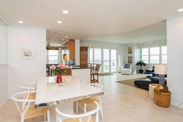 2860 S Ocean Boulevard 606, Palm Beach, FL 33480