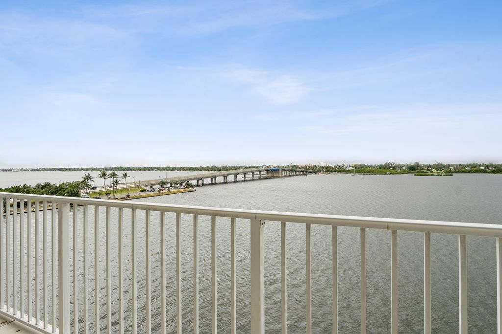 2860 S Ocean Boulevard 606, Palm Beach, FL 33480