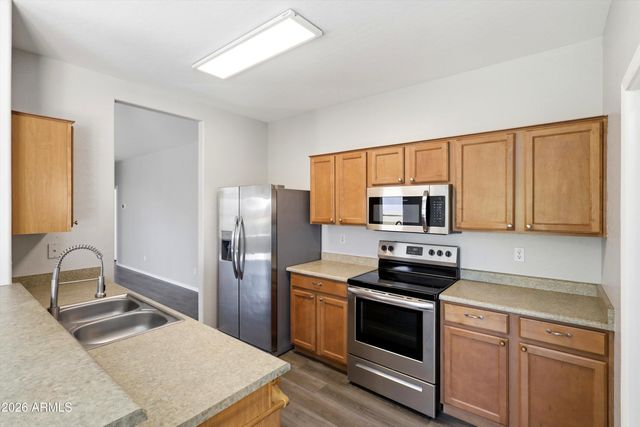 380 E MOUNTAIN VIEW Road, San Tan Valley, AZ 85143