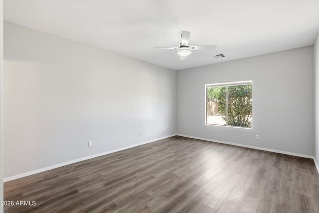 380 E MOUNTAIN VIEW Road, San Tan Valley, AZ 85143