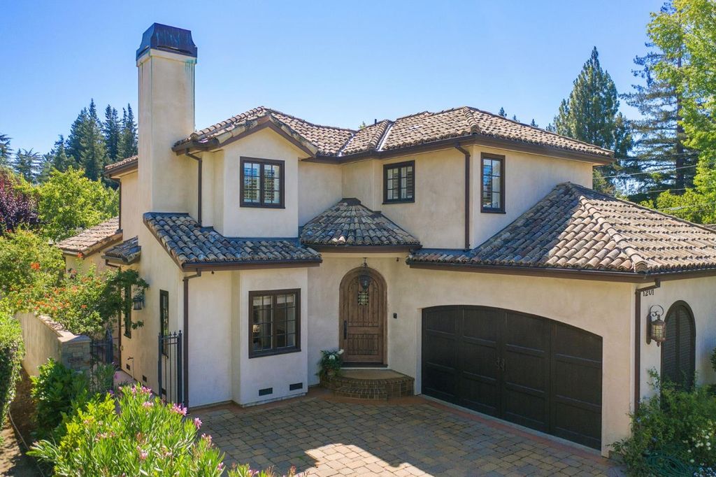 1201 University Drive, Menlo Park, CA 94025