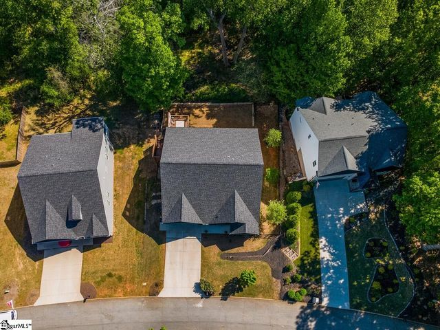 104 Harpers Ferry Court, Simpsonville, SC 29681