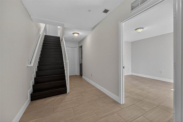 2725 NE 8th Avenue 109, Wilton Manors, FL 33334