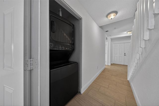 2725 NE 8th Avenue 109, Wilton Manors, FL 33334