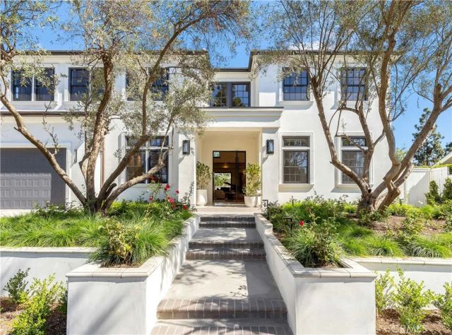 6 Pinehurst Ln, Newport Beach, CA 92660