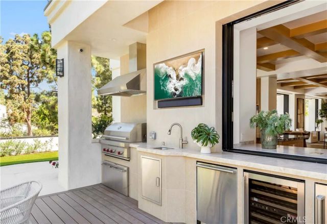 6 Pinehurst Ln, Newport Beach, CA 92660