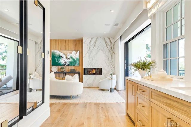 6 Pinehurst Ln, Newport Beach, CA 92660