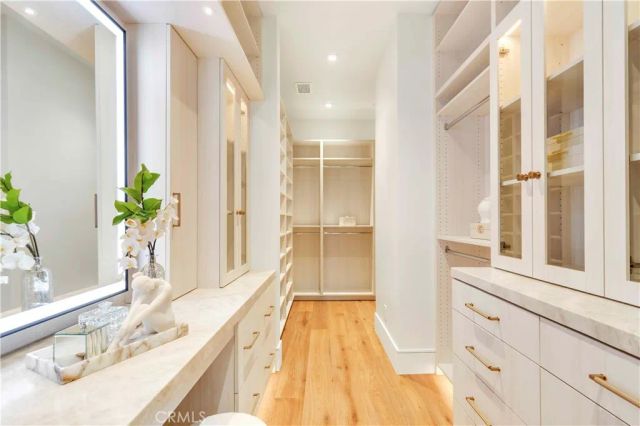 6 Pinehurst Ln, Newport Beach, CA 92660