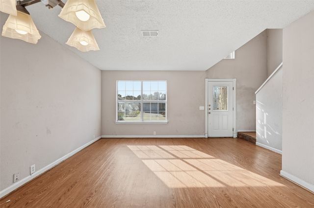 1016 Beechwood Drive, Denton, TX 76210